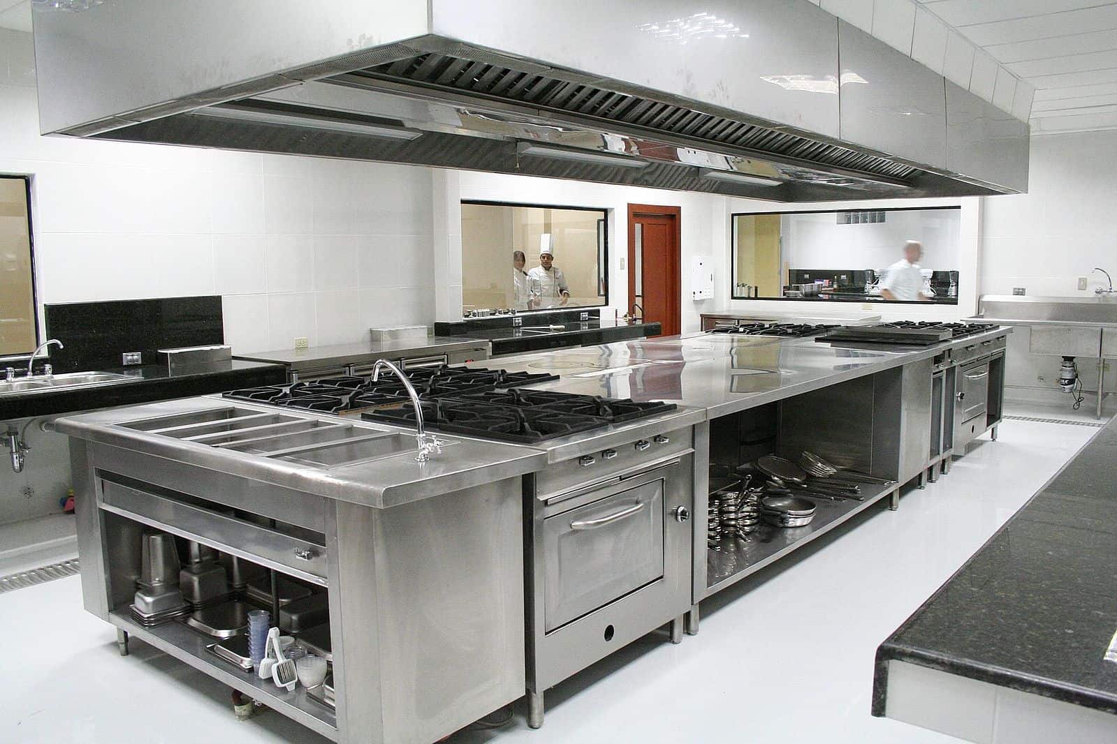 Why You Should Use Reconditioned Catering Equipment